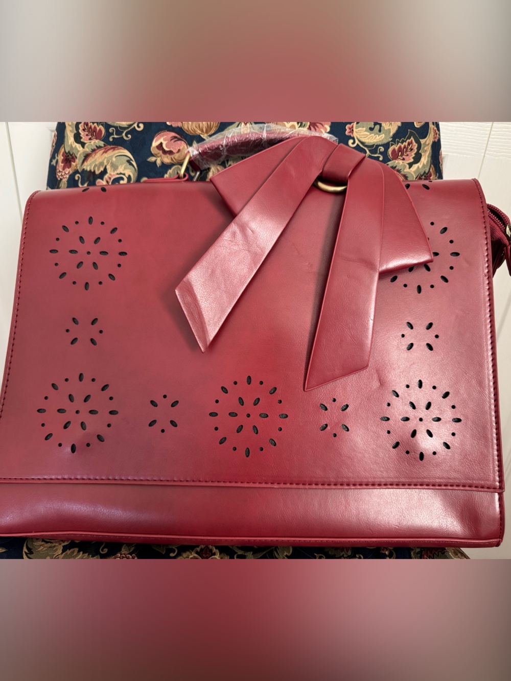 ECOSUSI Vintage Bow Briefcase.